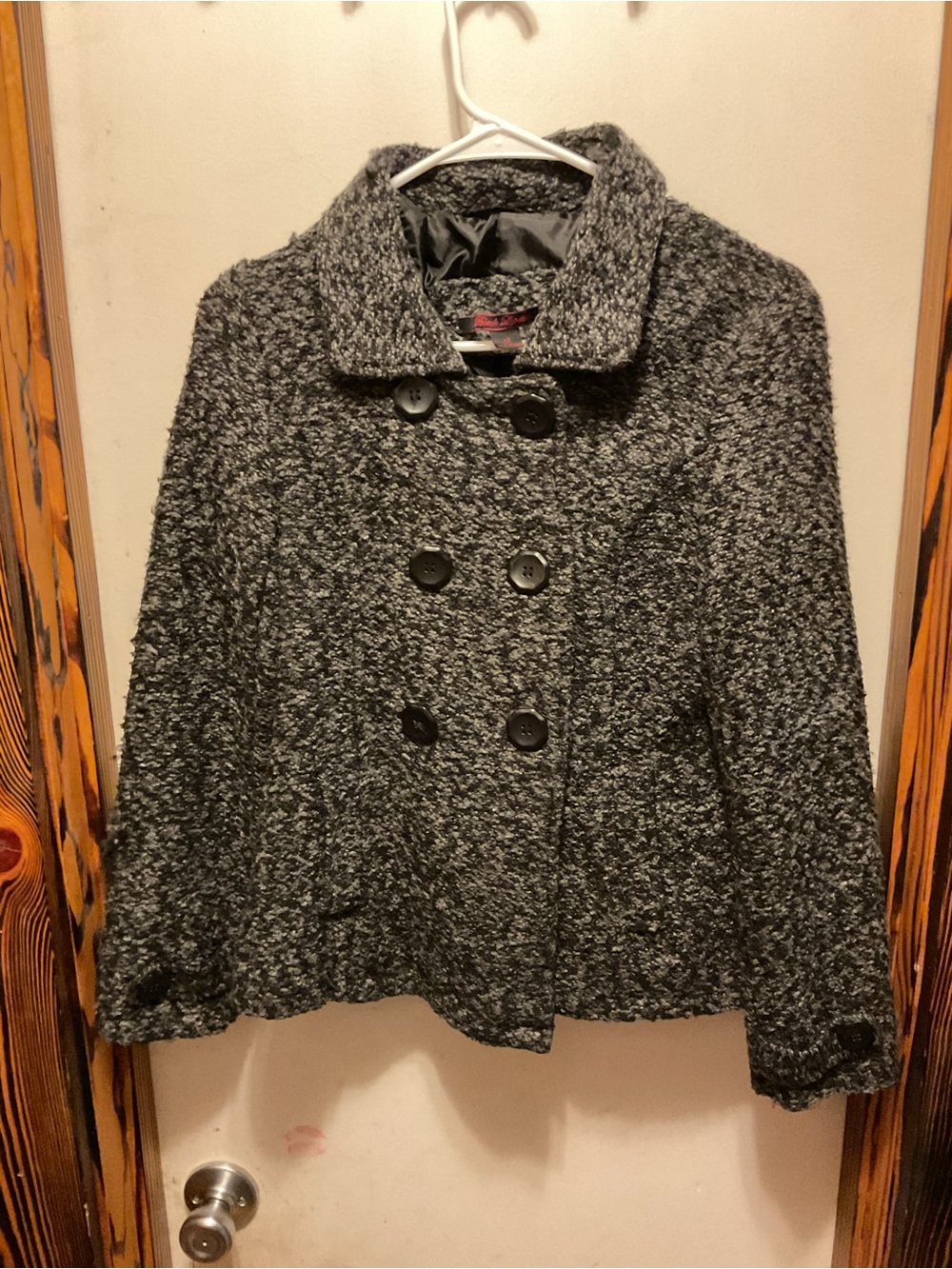 Black Lipstick Double-Breasted Gray Peacoat